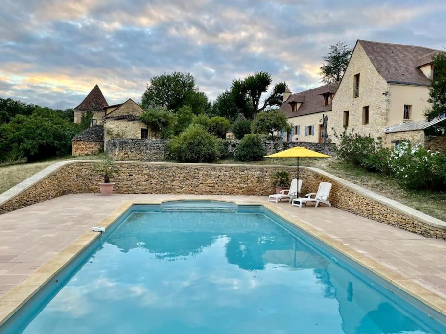 Charming 19Th Century Farmhouse With Pool Vitrac  Esterno foto